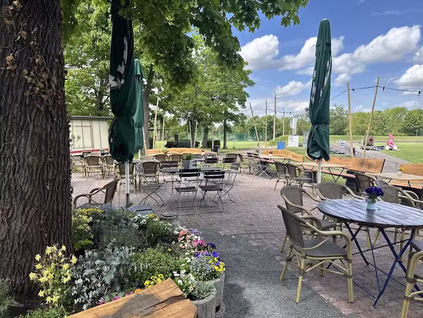 Gastst&auml;tte &bdquo;Oma Kuchinke&ldquo; (ehem. S&uuml;doststadion)