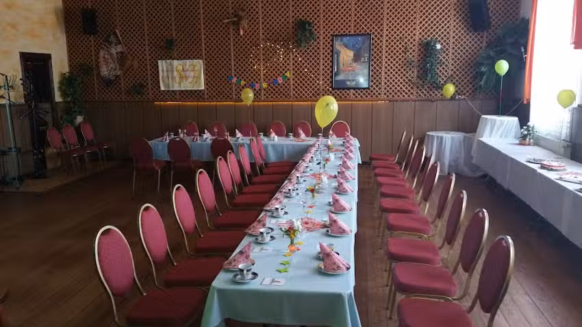 Gastst&auml;tte Pl&uuml;schke