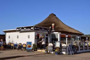 Gaststätte „Poeler Hafen Pavillon“