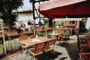 Gastst&auml;tte und Restaurant Zur Linde, Wacholderstr. 8, 51570 Windeck- Altwindeck