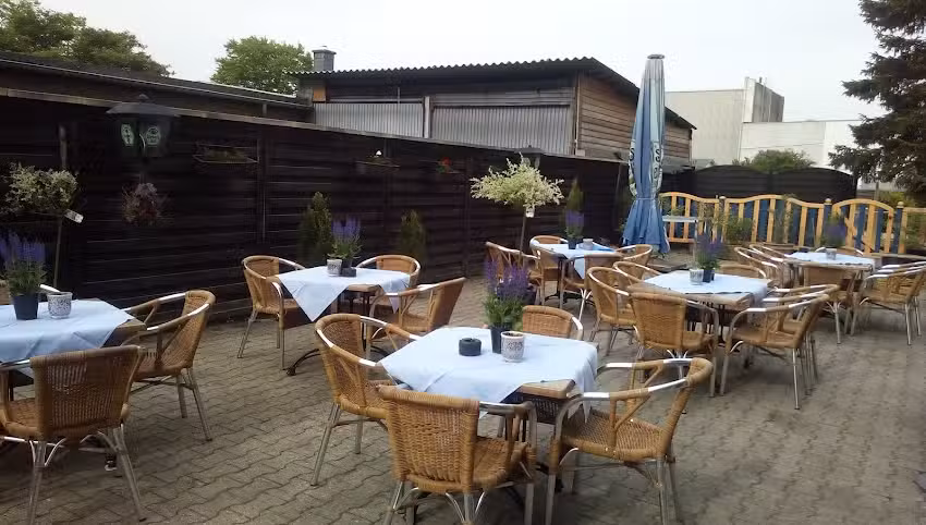 Gastst&atilde;tte Zum alten Wasserturm