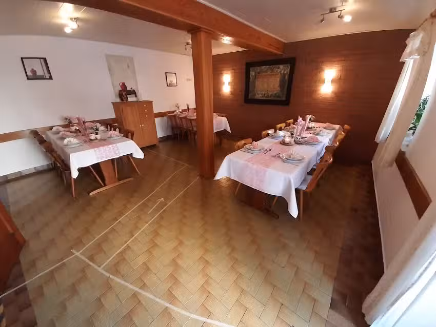Gastst&auml;tte Zum wei&szlig;en R&ouml;ssel