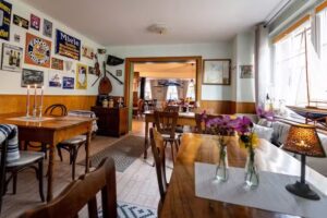 Gaststube Ab und Zu