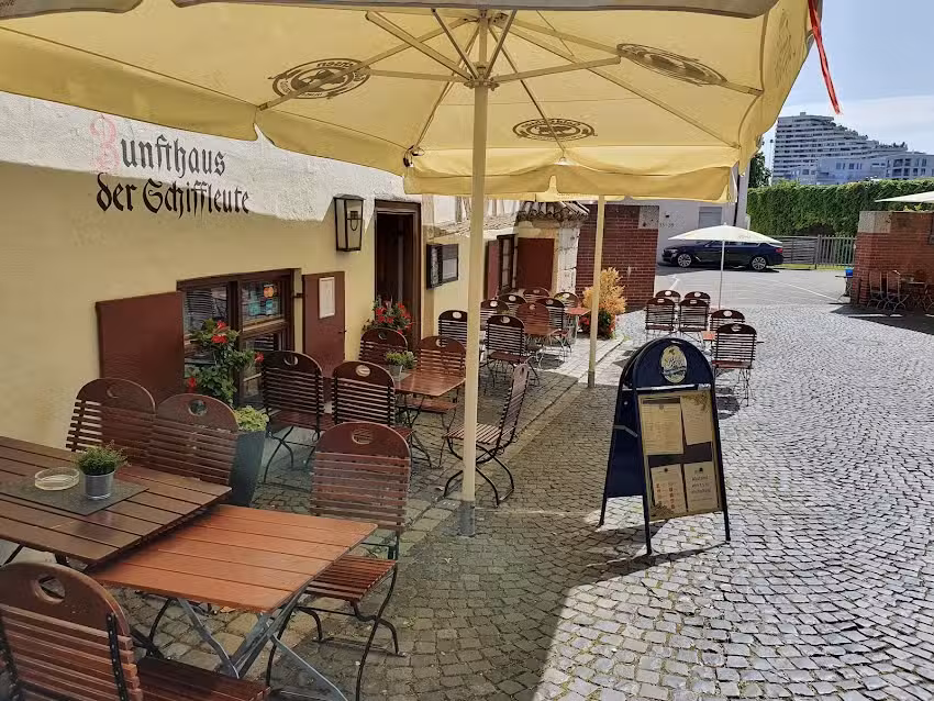Gaststuben im Zunfthaus der Schiffleute