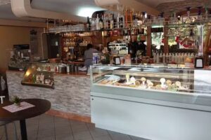 Gelato Eiscaf&eacute; & Pizzeria