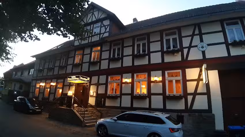 Gemeindekrug Dr&uuml;beck-Familie Henk