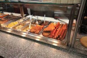 Globus Imbiss im Baumarkt