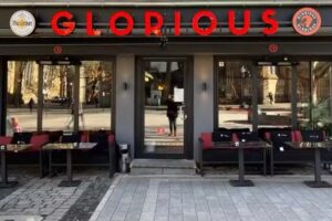Glorious Café – Bar – Restaurant