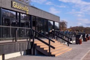 Gl&uuml;ckselig Strandrestaurant