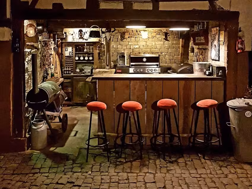 GMC Kustoms Bar n Grill