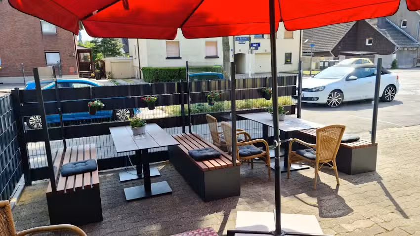 Gollan&rsquo;s City Grill