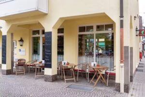 GORDONS Bistro & Weinbar