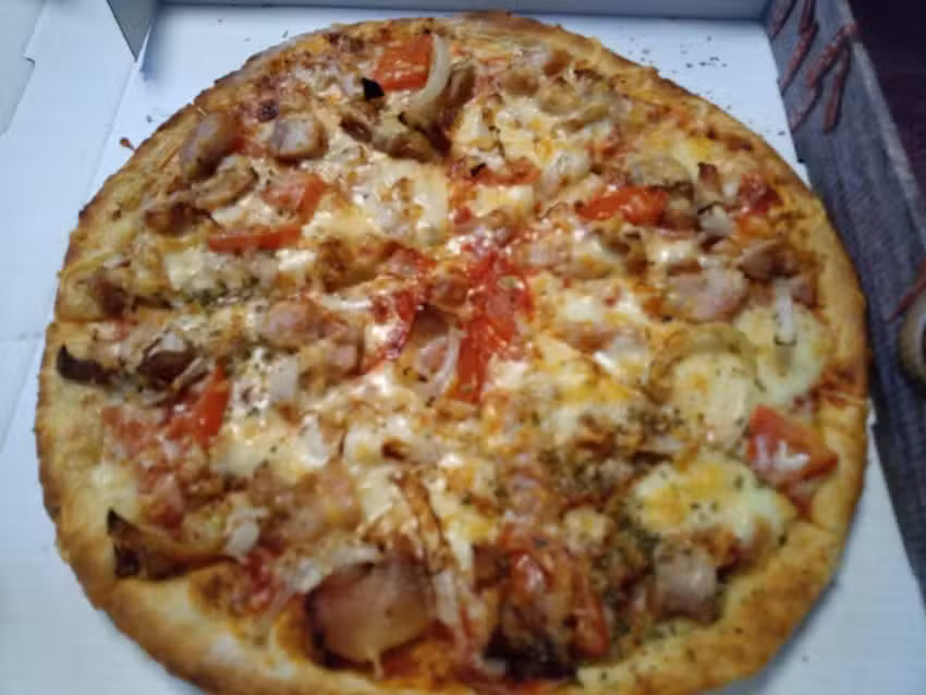 Grill- & Pizzaparadies Istanbul