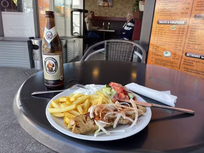 Grill & Pizzeria Troja