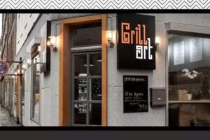 Grillart Street Greek