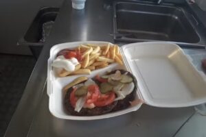 Grillhähnchen & Mehr