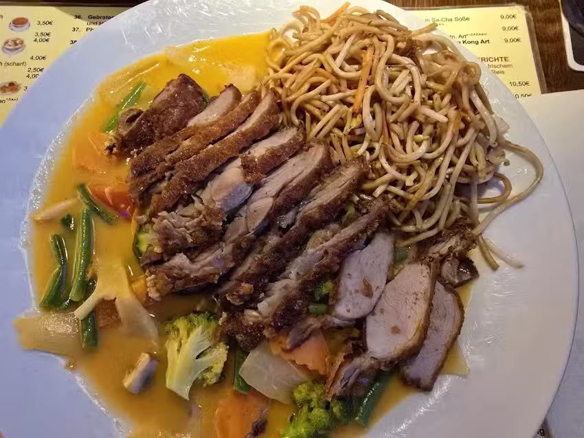 Hà Phát &ndash; Asia Wok & Sushi Bar