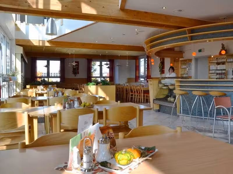 Haas Fertigbau GmbH | Cafe Siesta