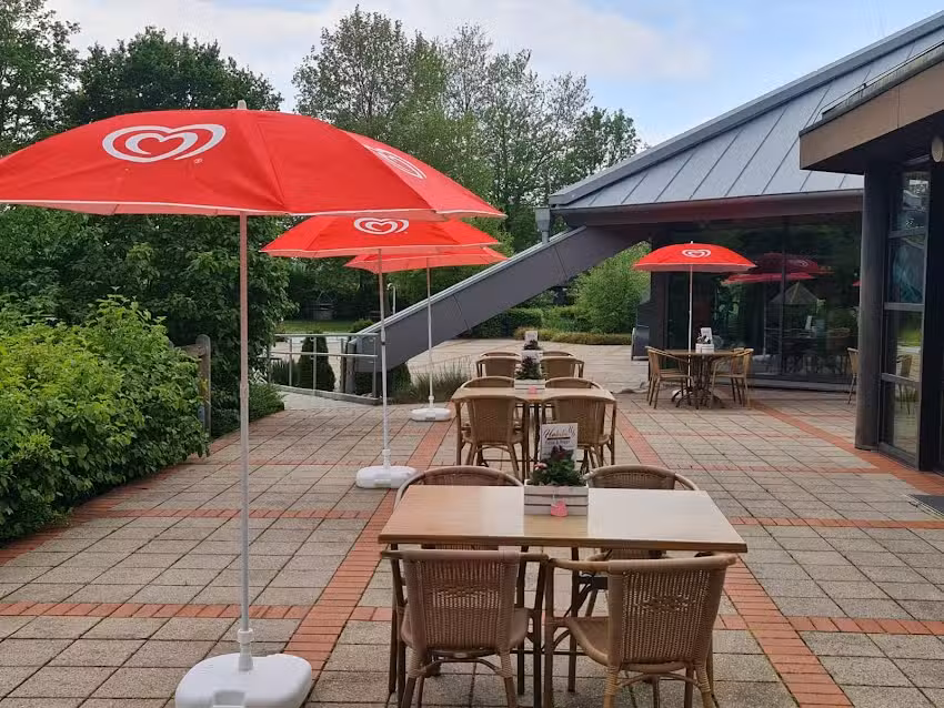 Habibi im Vitus-Bad, Pizza und Meer