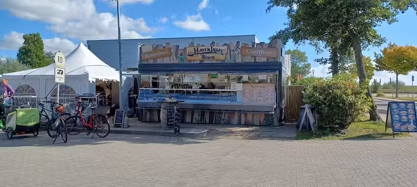 Hafeninsel B&uuml;sum