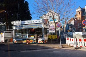 Hähnchengrill „Nied Kirche“