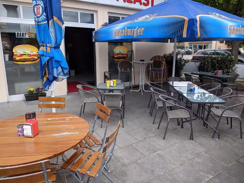 HAMBURGERPALAST und SPIELOTHEK