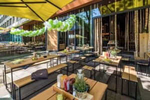 HANS IM GLÜCK – ESSEN Kennedyplatz