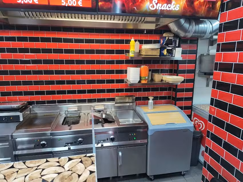 HAPPY KEBAB