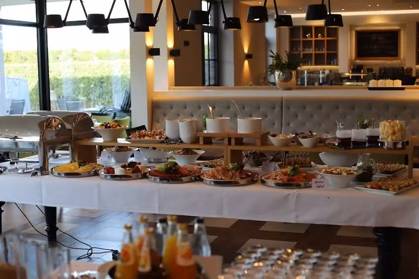 Hartke&rsquo;s Caf&eacute; & Bistro