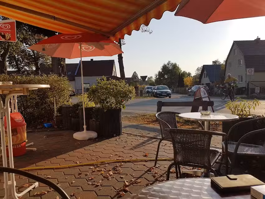 Hassan&acute;s Imbiss