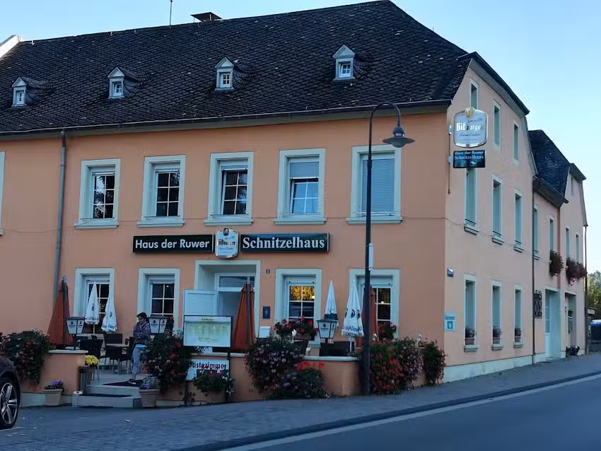 Haus Der Ruwer Schnitzelrestaurant