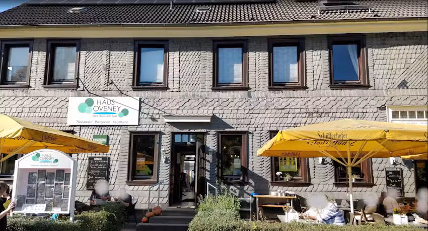 Haus Oveney Caf&eacute; Restaurant &ndash; Bochum
