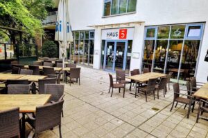 Haus5 Bistro am Elbpark