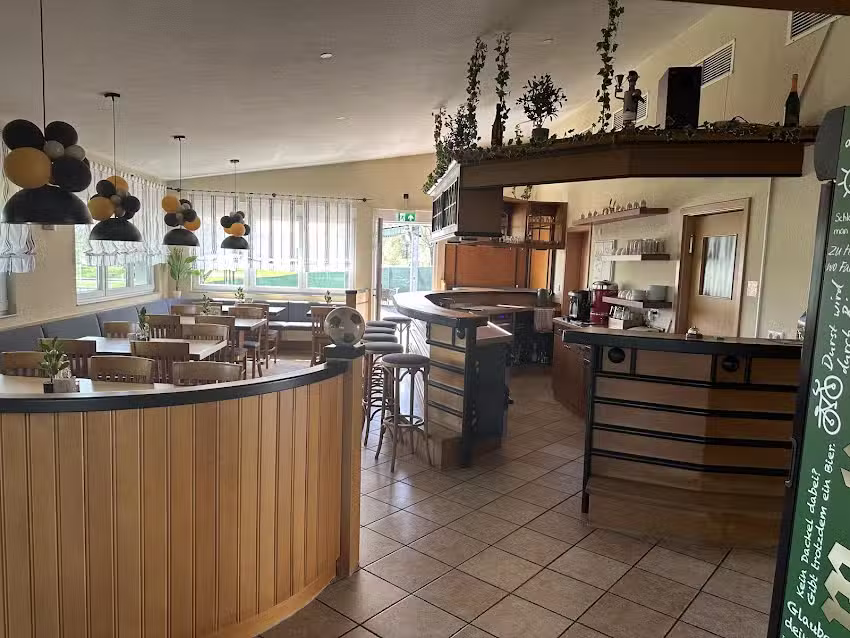 Hayel Cafe & Restaurant