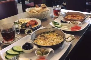 Hazari Back Bistro Caf&eacute;