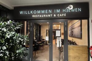 HEEWEN | Restaurant & Caf&eacute;