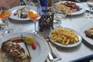 Hellas Taverne