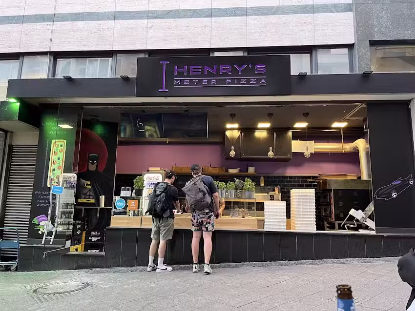 HENRY’S METERPIZZA