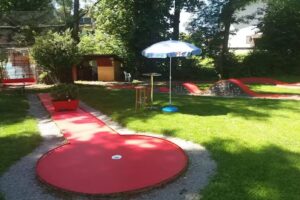 Herbi’s Kitchen & Minigolfplatz