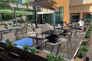 Here – Sushi & More