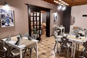 Herts Restaurant