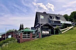 HERZLHÜTTE – direkt am Skihang