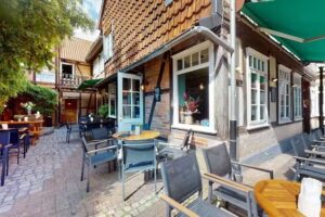 Herzog Ernst – Die Bar