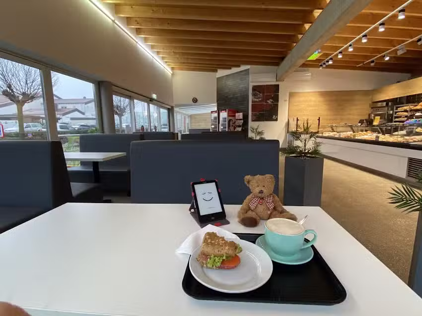 Hinnerbäcker GmbH & Co. KG