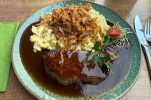 Hinterland Gastro GmbH