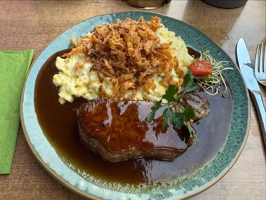 Hinterland Gastro GmbH