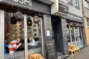 Hiro Sushi Vietnam finest asian kitchen