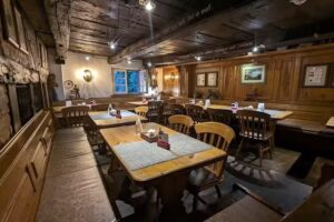 Historisches Brauhaus Warintharpa