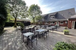 Hof H&uuml;erl&auml;nder