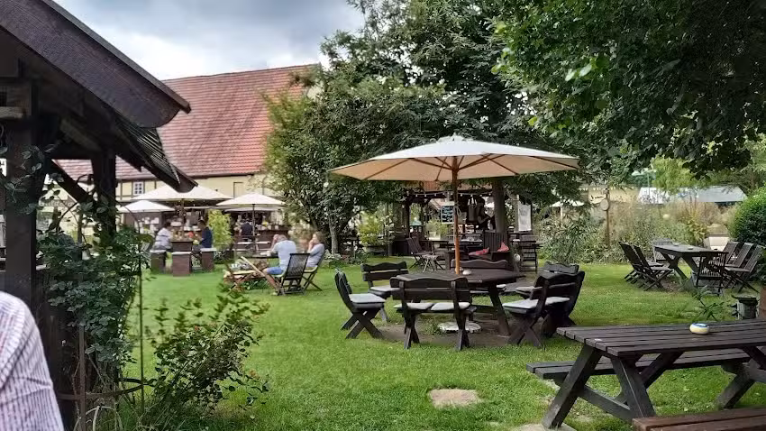 Hof Luckmann &ndash; Biergarten